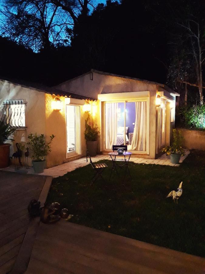 Bed and Breakfast Dans Un Jardin Bb Et Jacuzzi Мандельё-ла-Напуль Экстерьер фото