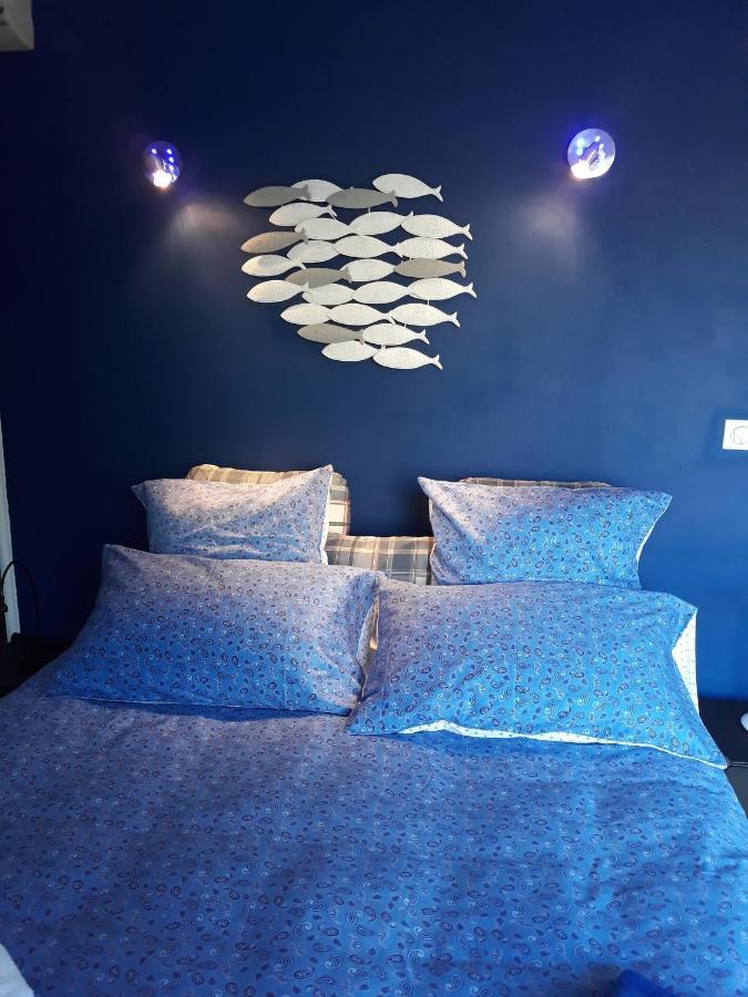 Bed and Breakfast Dans Un Jardin Bb Et Jacuzzi Мандельё-ла-Напуль Экстерьер фото