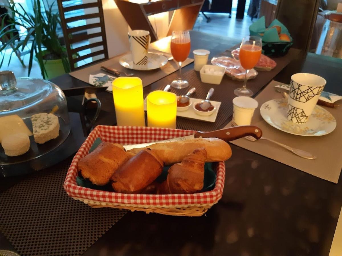 Bed and Breakfast Dans Un Jardin Bb Et Jacuzzi Мандельё-ла-Напуль Экстерьер фото