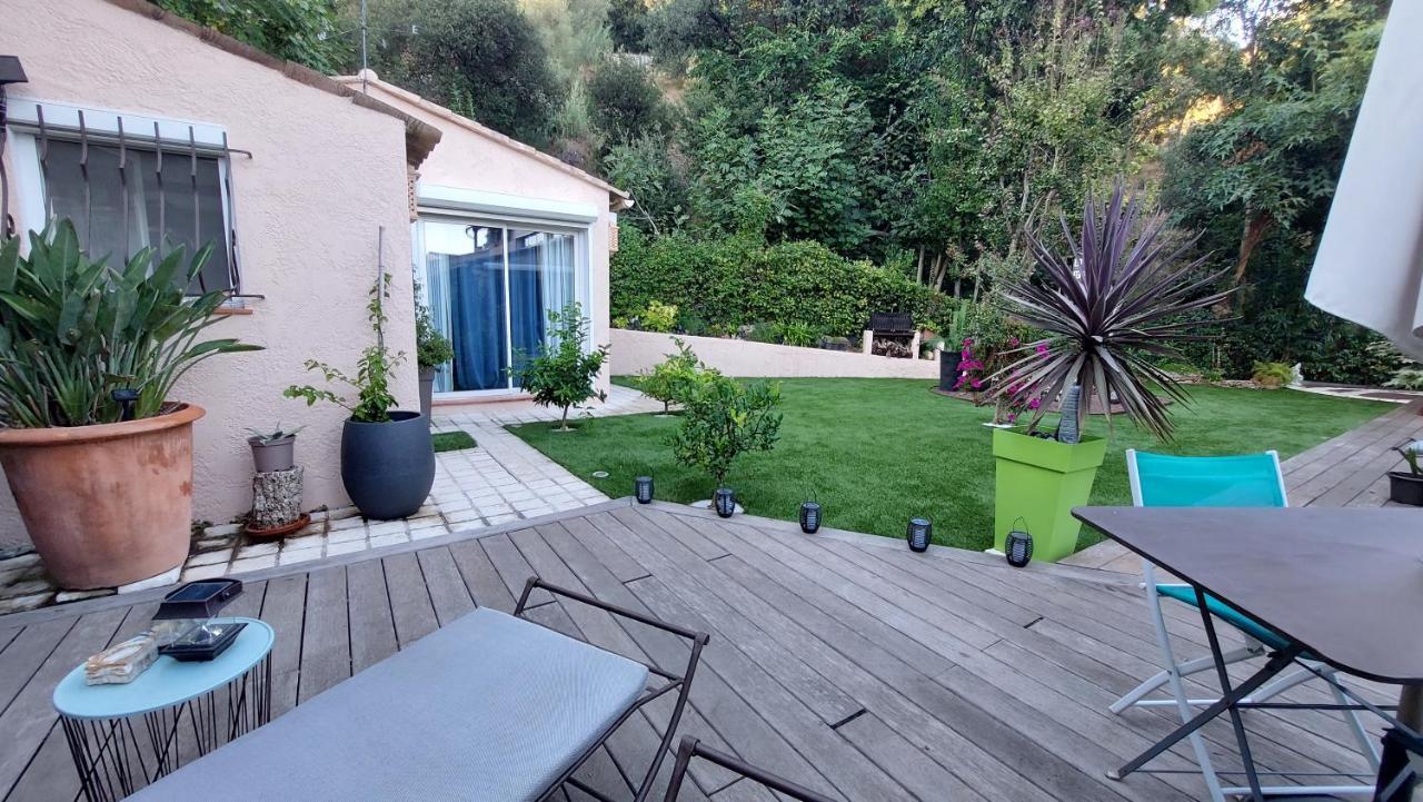 Bed and Breakfast Dans Un Jardin Bb Et Jacuzzi Мандельё-ла-Напуль Экстерьер фото