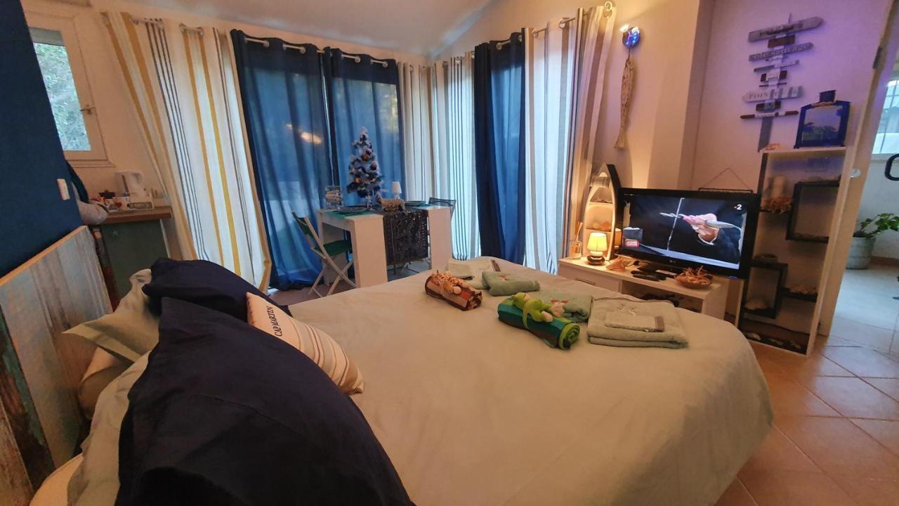 Bed and Breakfast Dans Un Jardin Bb Et Jacuzzi Мандельё-ла-Напуль Экстерьер фото