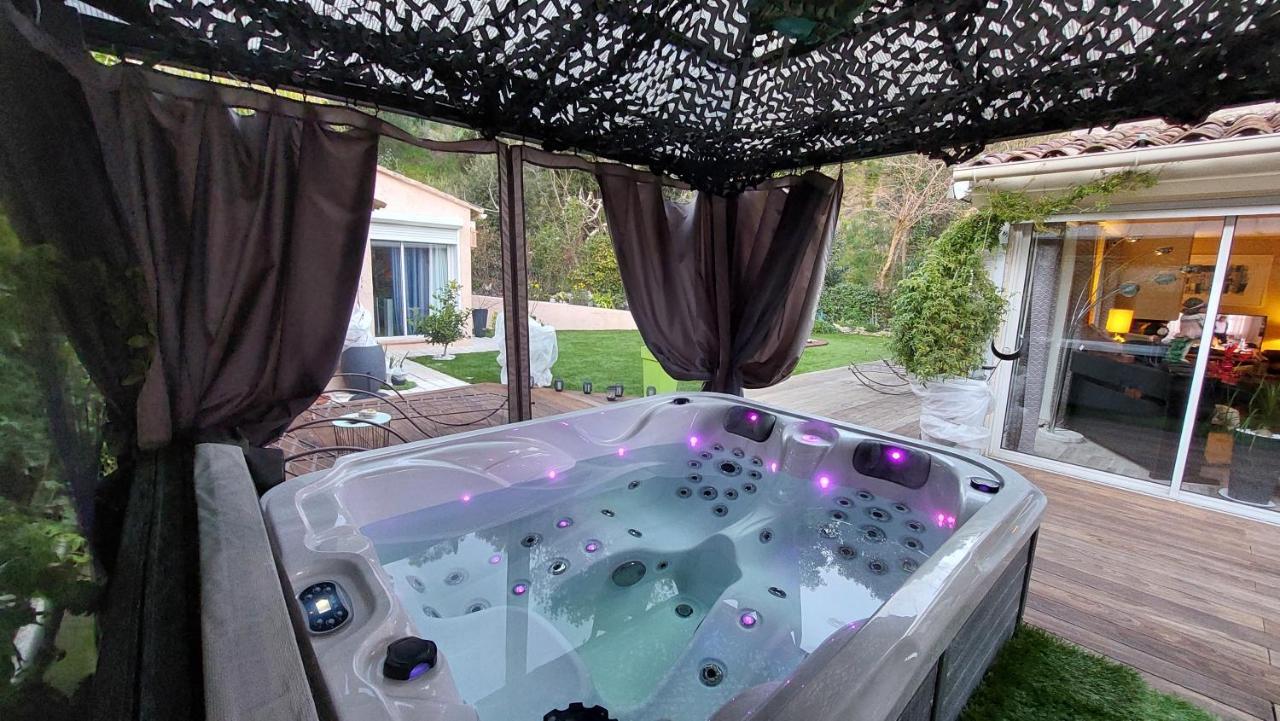 Bed and Breakfast Dans Un Jardin Bb Et Jacuzzi Мандельё-ла-Напуль Экстерьер фото